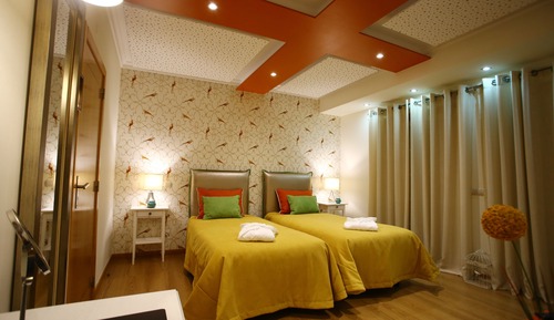 Deluxe-Doppel- oder -Zweibettzimmer, Poolblick