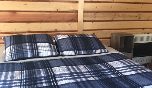 Standard-Ferienhütte, 1 King-Bett (Cabin 7)