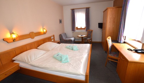 Dreibettzimmer