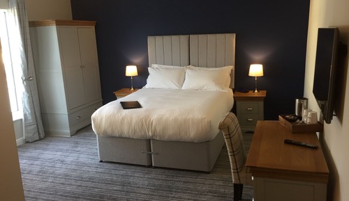 Deluxe-Doppel- oder -Zweibettzimmer, 1 King-Bett und Schlafsofa