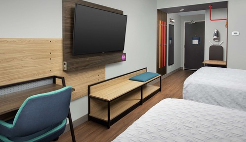 Zimmer, 2 Queen-Betten