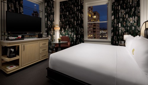 Standardzimmer, 1 King-Bett, barrierefrei (Roll-In Shower, Mobility)