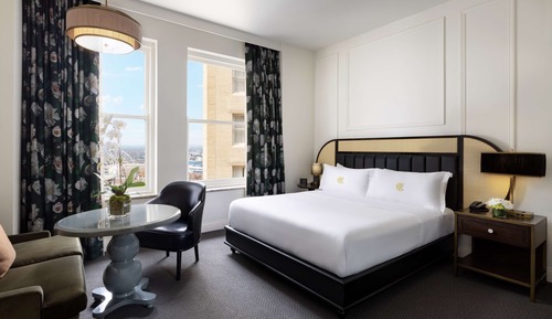 Deluxe-Zimmer, 1 King-Bett, Stadtblick