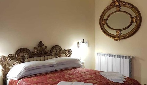 Deluxe-Studiosuite (Giovanna la pazza)