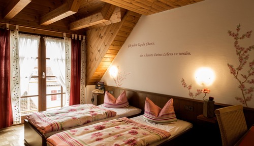 Classic-Doppel- oder -Zweibettzimmer