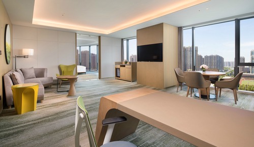 Suite, 1 King-Bett (High Floor)