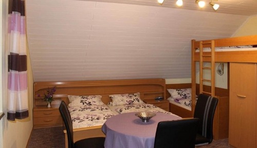 Vierbettzimmer, Mehrere Betten, Nichtraucher