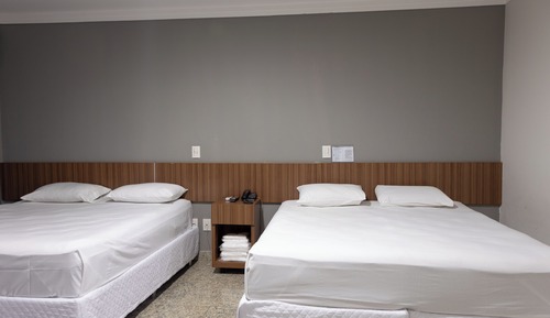 Familien-Vierbettzimmer