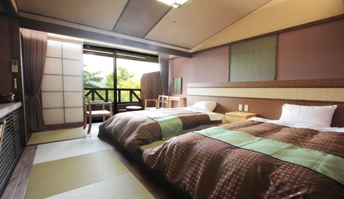 Zweibettzimmer (Japanese Style Modern)