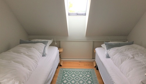 Basic-Zimmer, 2 Einzelbetten, Gemeinschaftsbad, Meerblick