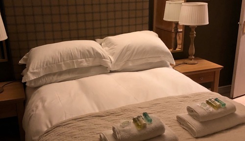 Standardzimmer, 1 Doppelbett, Nichtraucher, Talblick