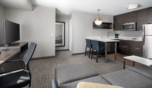 Suite, 1 Schlafzimmer (Mobility/Hearing Accessible, Tub)