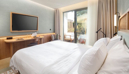 Deluxe-Doppelzimmer, eigener Pool
