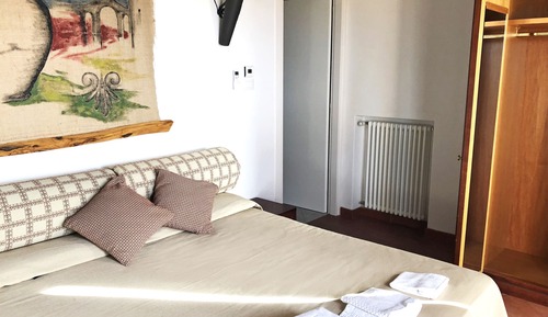 Deluxe-Doppelzimmer, Poolzugang, Gartenblick (004)