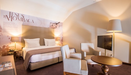 Junior-Suite (Mezzanine, 3 Adults)