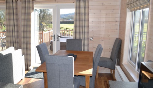 Premium-Apartment, mit Bad (Red Kite Lodge)