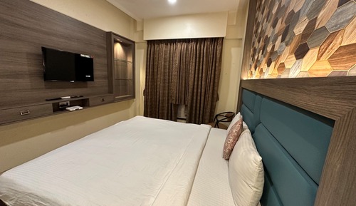 Doppel- oder Zweibettzimmer, 1 Queen-Bett, Raucher