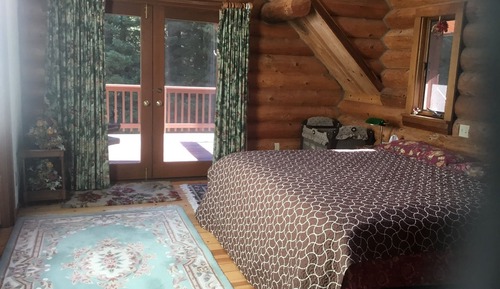 Zimmer, 1 King-Bett (B)