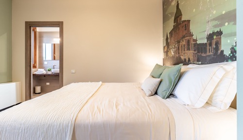 Junior-Vierbettzimmer, Parkblick (Bologna)