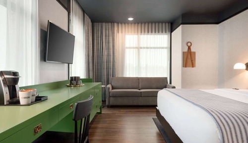 Zimmer, 1 King-Bett, Eckzimmer
