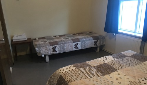 Zweibettzimmer, Gemeinschaftsbad