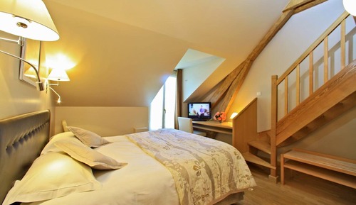 Familien-Vierbettzimmer