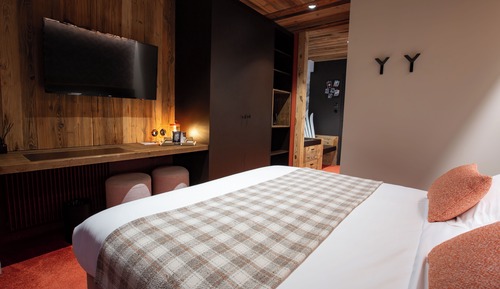 Signature-Doppel- oder -Zweibettzimmer
