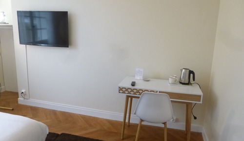 Basic-Doppelzimmer, mit Bad