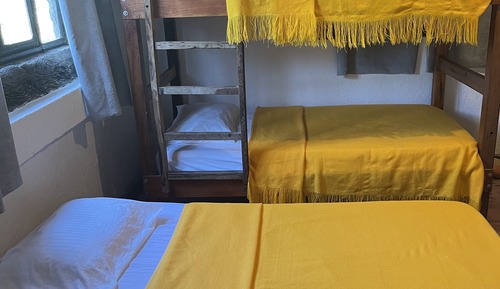 Basic-Vierbettzimmer