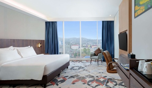 Superior-Zimmer, 1 Queen-Bett, Stadtblick