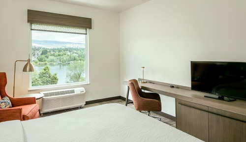 Zimmer, 2 Queen-Betten, barrierefrei, Badewanne (Mobility & Hearing)