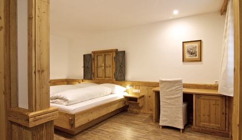 Basic-Doppelzimmer, 1 King-Bett, Nichtraucher