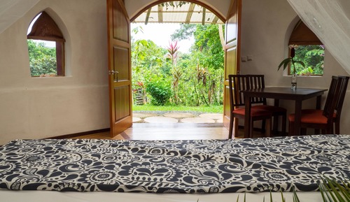 Exclusive-Bungalow, 1 King-Bett, Talblick, zum Garten hin