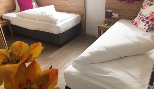 Penthouse, 3 Schlafzimmer, Balkon (TOP 5)