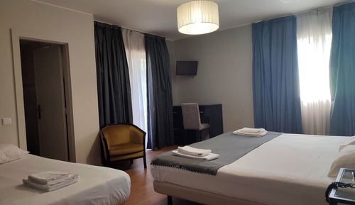 Dreibettzimmer, Mehrere Betten, Nichtraucher