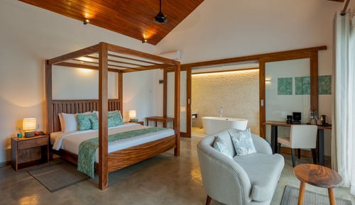 Suite, 1 King-Bett, Badewanne, Meerblick
