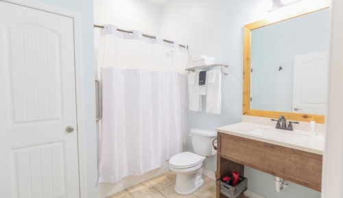 Deluxe-Doppelzimmer, 2 Queen-Betten, Nichtraucher, eingeschränkter Meerblick