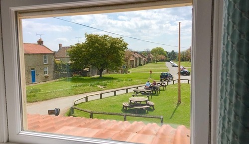 Standard-Doppel- oder -Zweibettzimmer