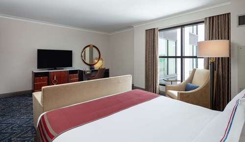 Studiosuite, 1 King-Bett und Schlafsofa