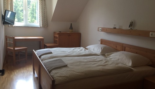 Doppelzimmer, 2 Einzelbetten