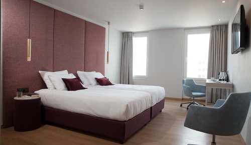 Deluxe-Doppel- oder -Zweibettzimmer