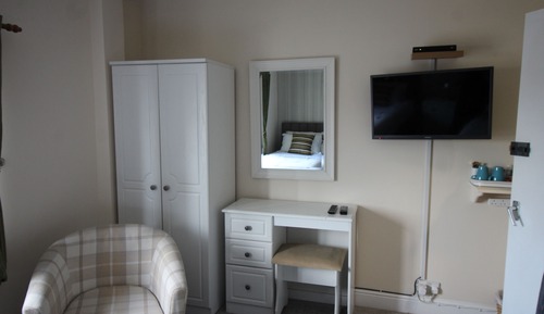 Standard-Zweibettzimmer, eigenes Bad (Griffins)