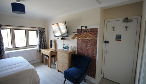 Superior-Dreibettzimmer, mit Bad (Lodgemore)