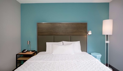 Zimmer, 1 King-Bett, barrierefrei (Hearing)