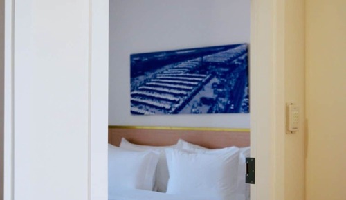 Standard-Doppelzimmer (2 Adults + 1 Child)