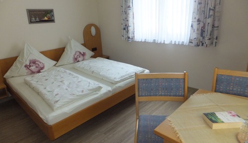 Standard-Doppelzimmer