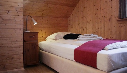 Dreibettzimmer, eigenes Bad