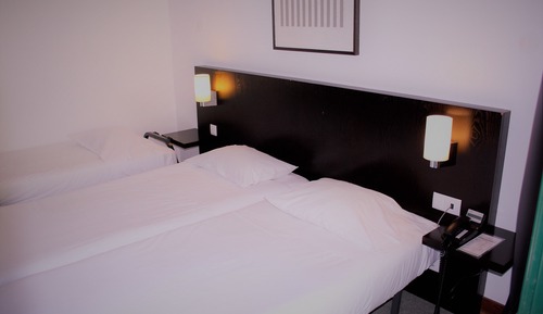 Standard-Zweibettzimmer
