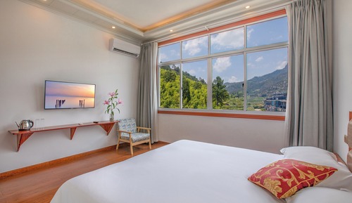 Exclusive-Doppelzimmer, Hügelblick
