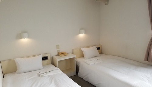 Zweibettzimmer, Raucher